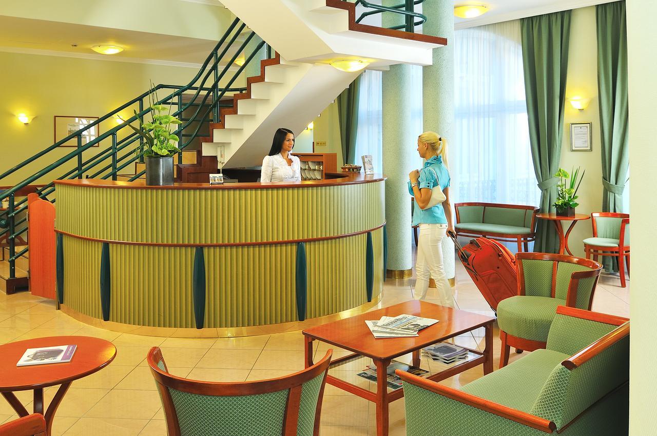 Baross City Apartments Будапеща Екстериор снимка